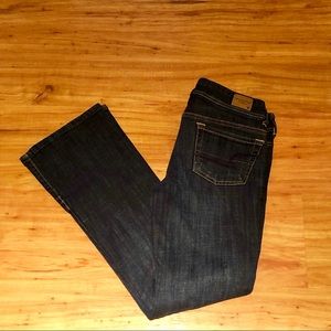 American Eagle Size 2 Bootcut Jeane